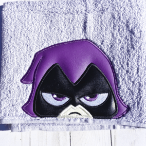 DCC Mystic Hooded Towel