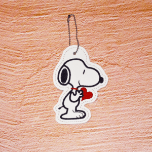Beagle with Heart Bag Dangle