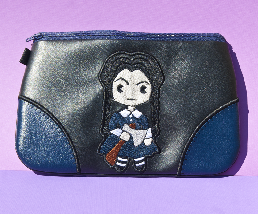 Creepy Sister Clutch