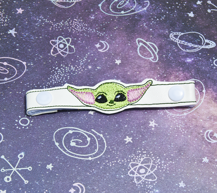 Green Alien Mask Extender