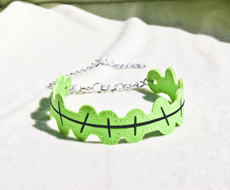 Stitch Choker