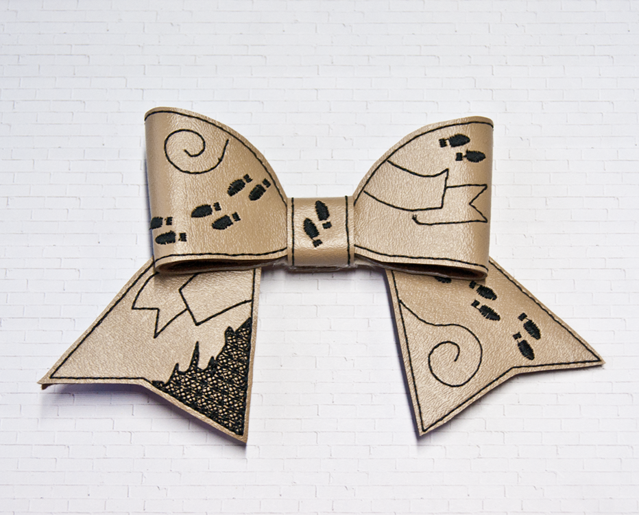 Mischief Map Cheer Bow