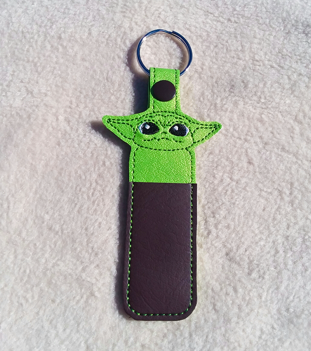Green Alien Youngling Lip Care Holder