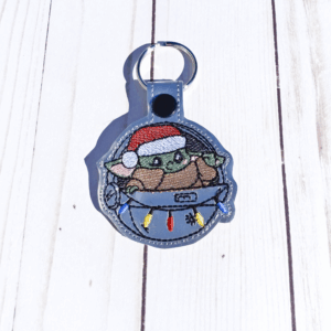 Green Alien Decorated Pod Key Fob