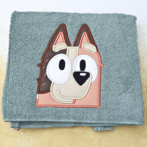 Red Heeler Mum Hooded Towel