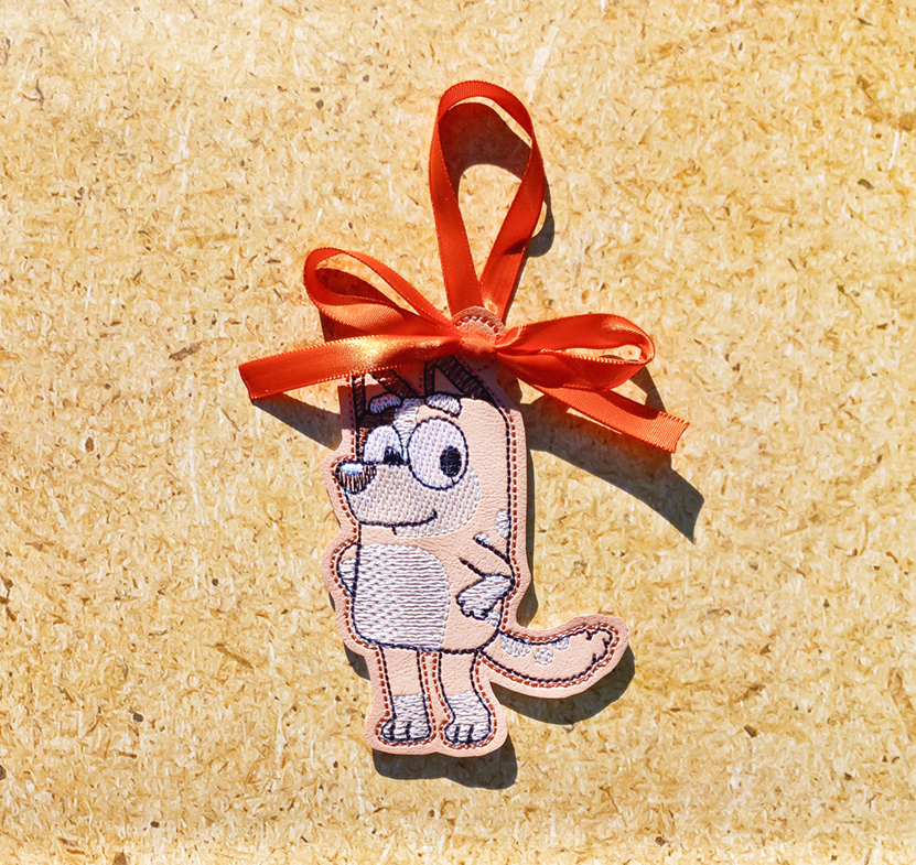 Red Heeler Mom Ornament