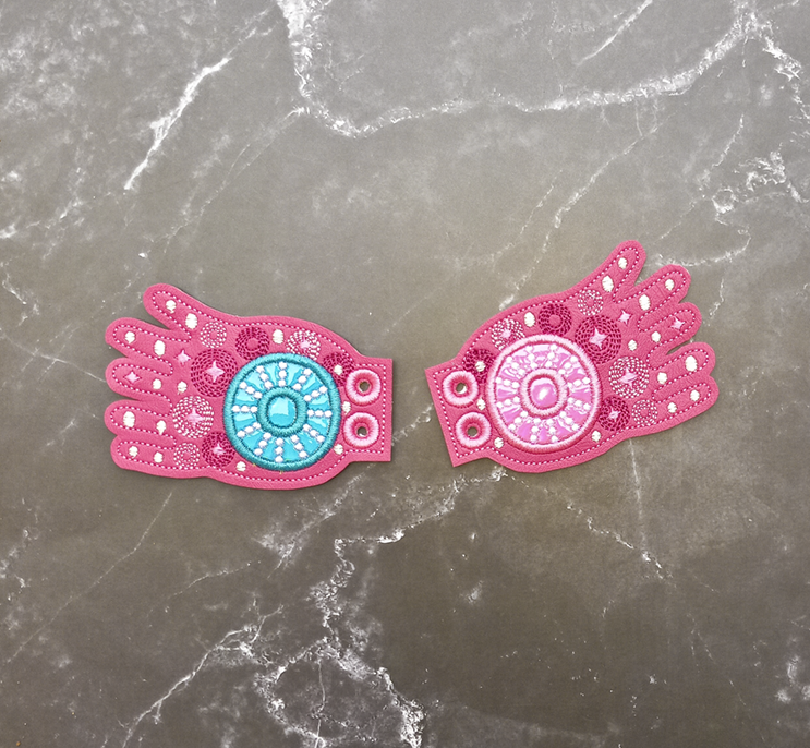 Mystery Glasses Shoe Wings