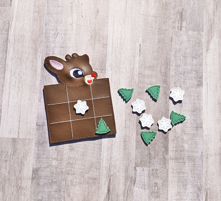 Reindeer Tic Tac Toe Set