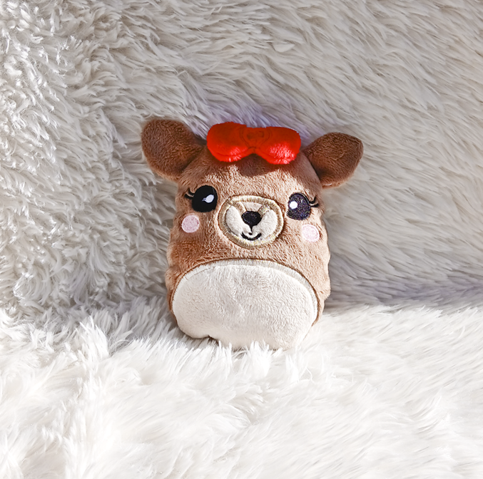 Female Reindeer Fluff Nugget