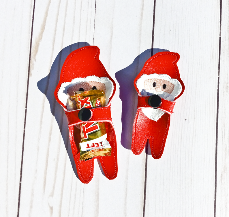 Santa Snap Treat Hugger