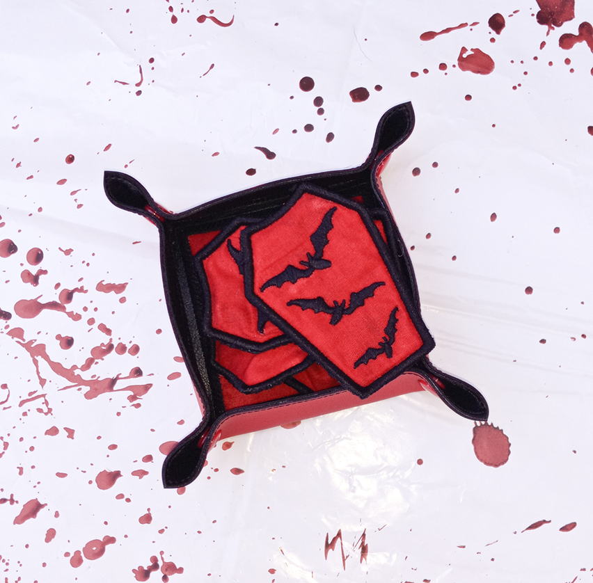 Bats & Coffin Snap Tray w/ Make-up Remover Wipes