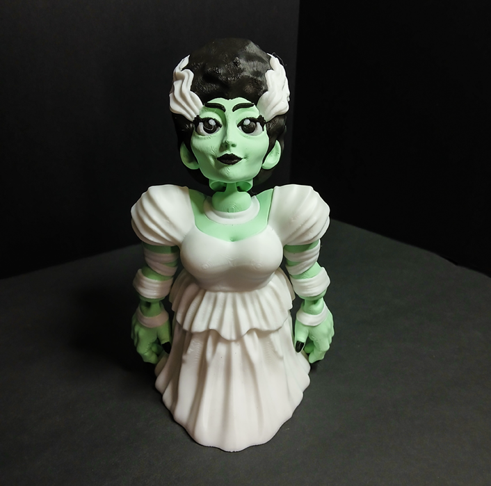 Classic Mrs Monster Articulated Figure