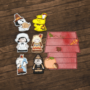 Peanut Gang Thanksgiving Finger Puppets
