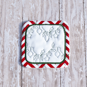 Garland Quilted Mug Rug