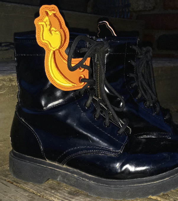 Fire Reptile Tail Shoe Wings- boot