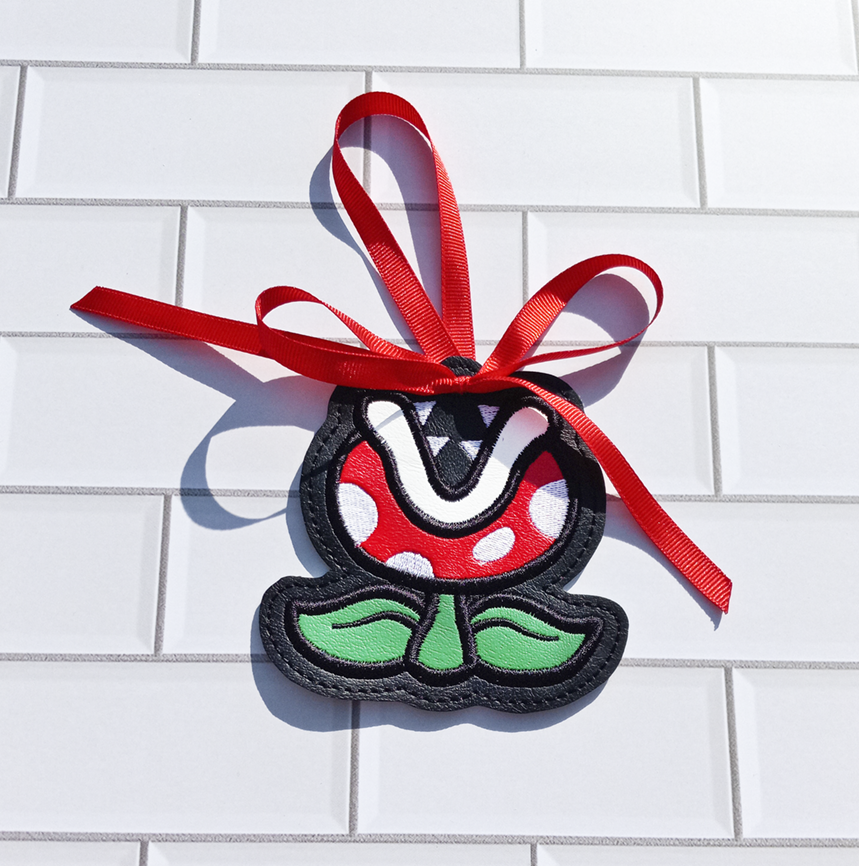 Chomping Plant Ornament