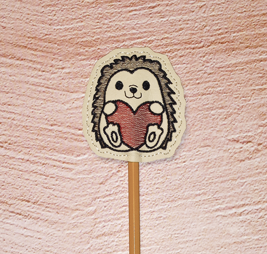 Hedgehog w/Heart Pencil Topper