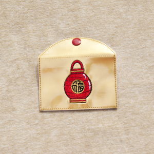 Lucky Lantern Snap Pouch