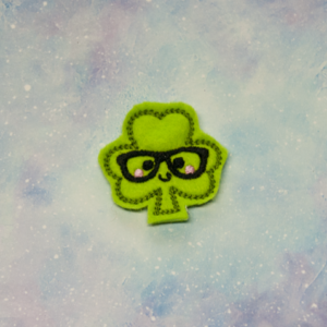 Kawaii Nerdy Shamrock Feltie