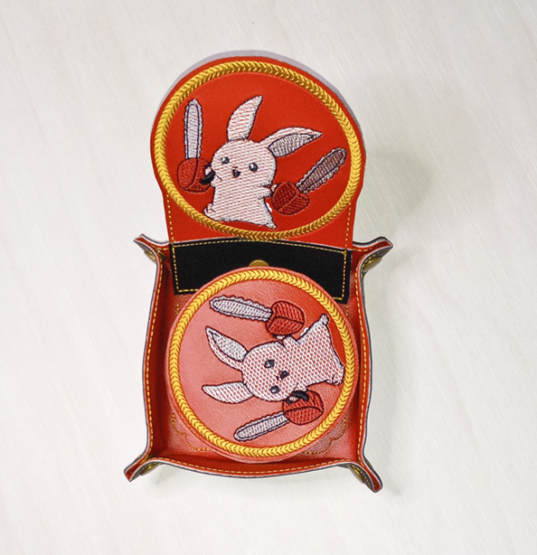 Chainsaw Bunny Snap Tray