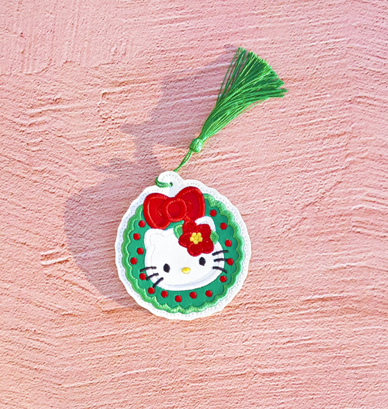 Wreath Kitty Bookmark