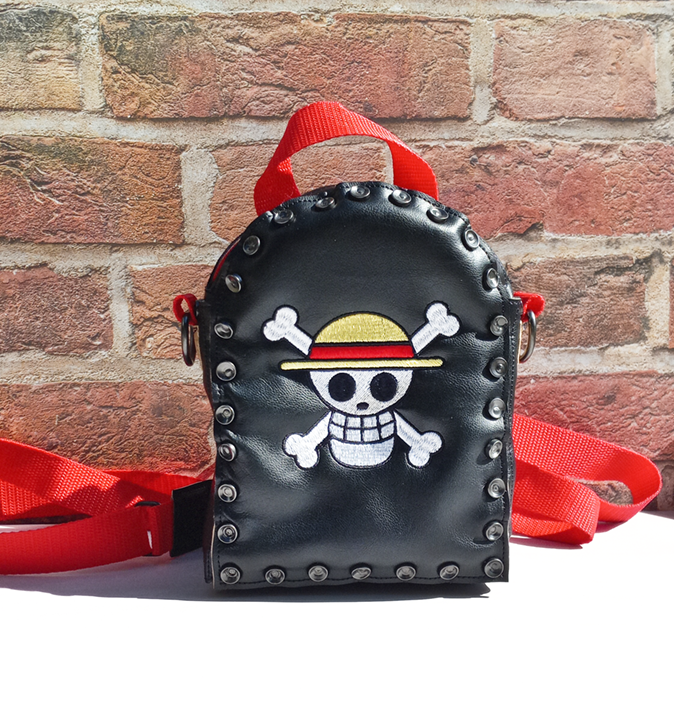 Straw Hat Skull Rivet Backpack