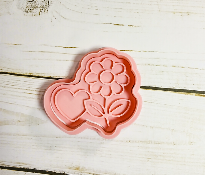 Flower & Heart Cookie Cutter & Stamp