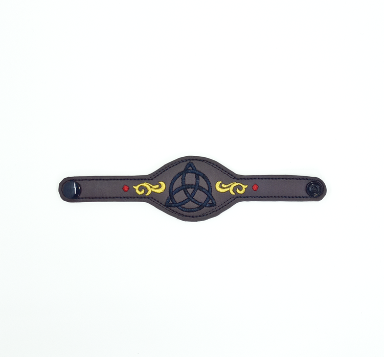 Triquetra Snap Bracelet