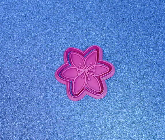 Lily Blossom Cookie Cutter & Stamp