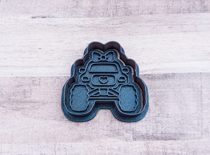 Girly Monster Truck V.2 Cookie Cutter & Stamp