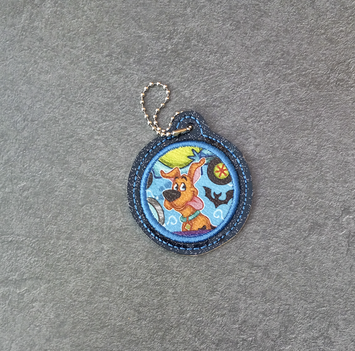 Applique Round GPS Tag Holder