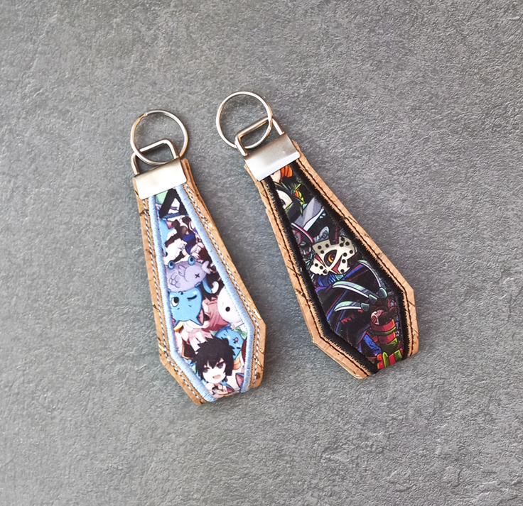 Applique Tapered Wristlet